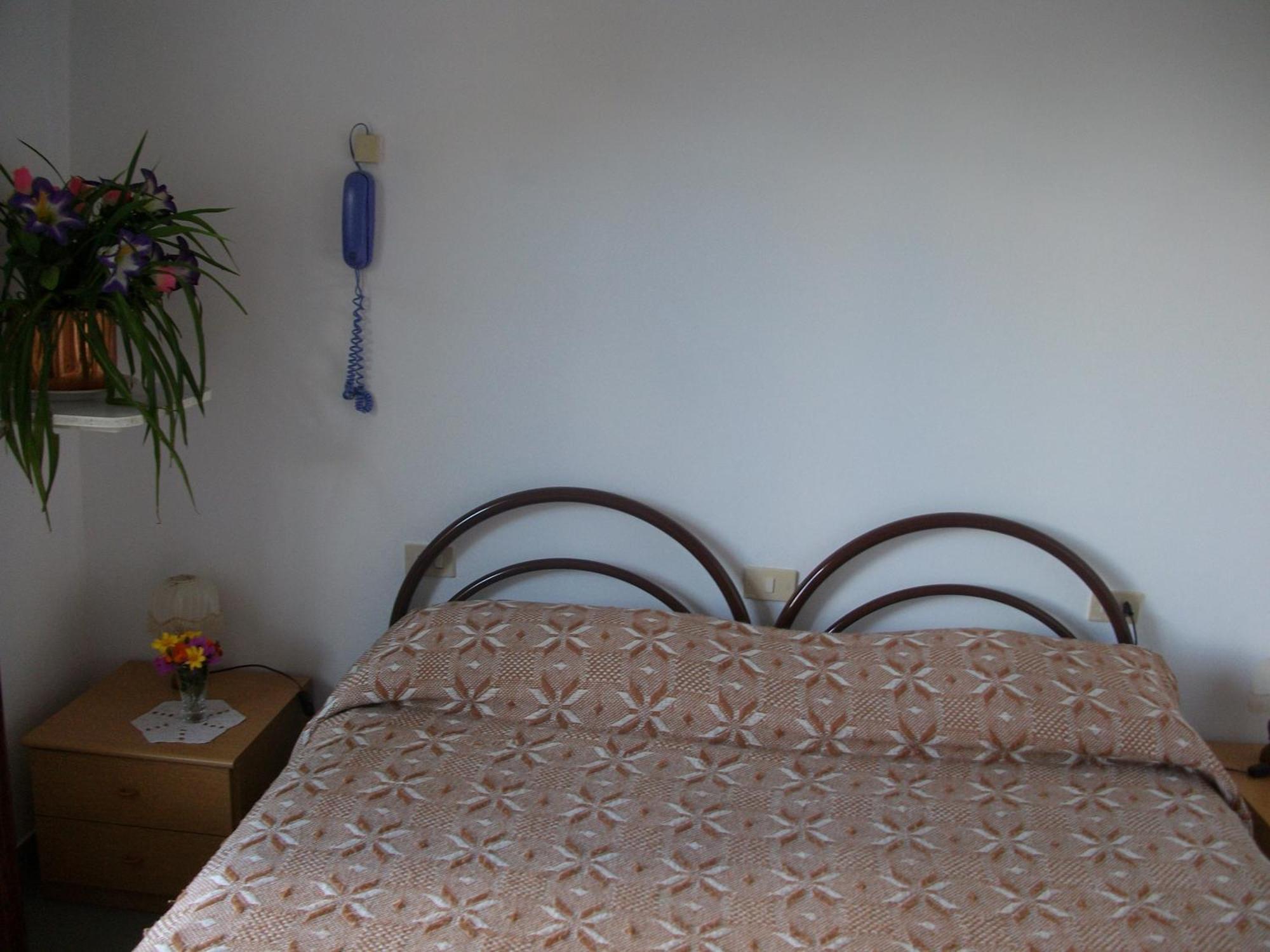 Hotel Alberta Маса Екстериор снимка