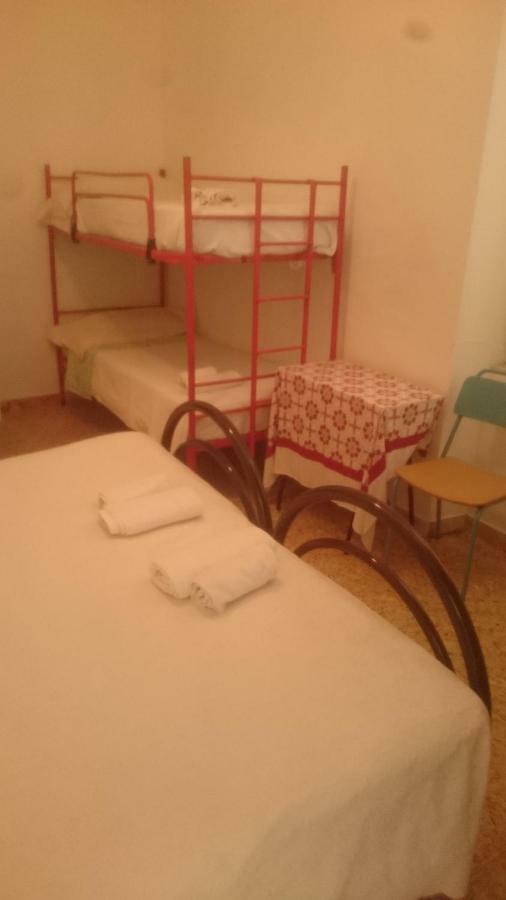 Hotel Alberta Маса Стая снимка